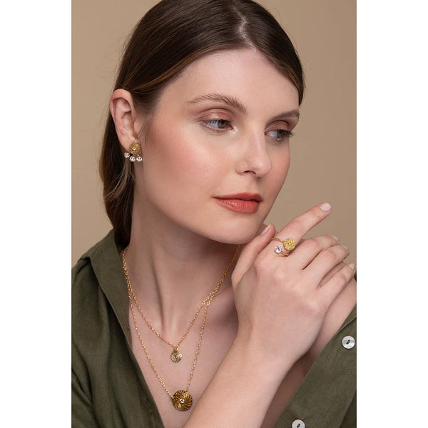 Golden Grass Mandala Necklace with Zirconia and Medal