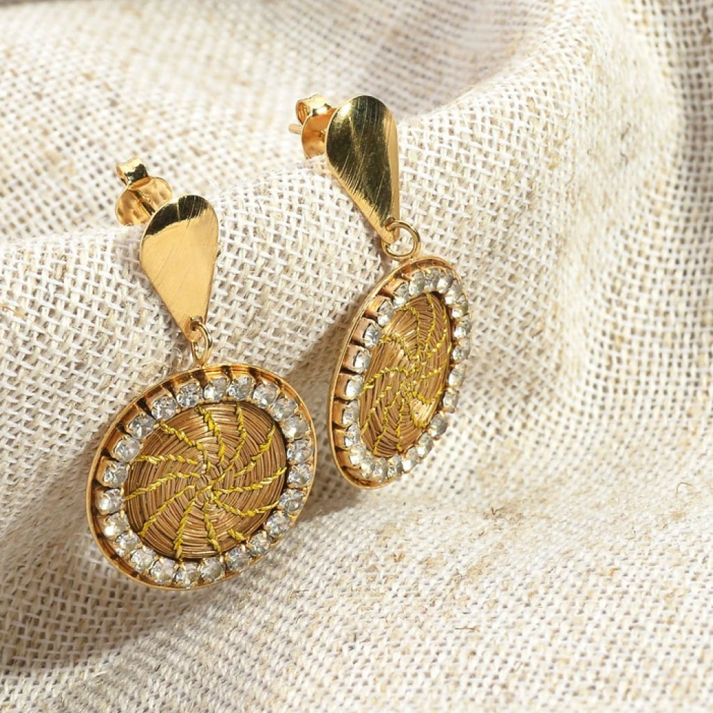 Golden Grass mandala earrings studded with zirconias