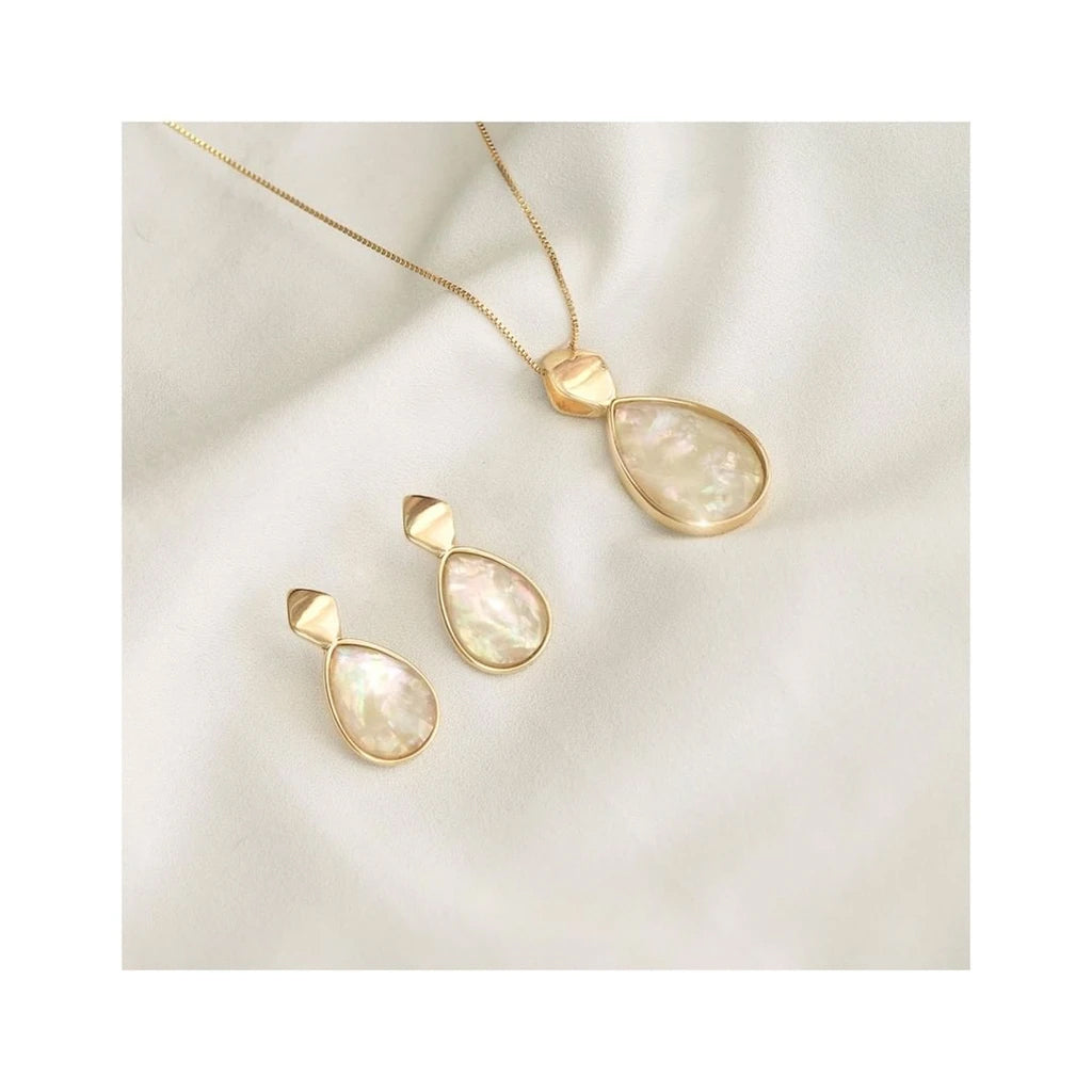 Nautilus Drop Earrings and Necklace Set